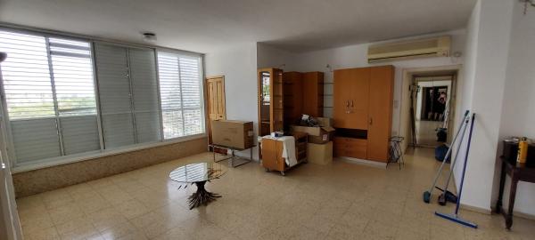 ההסתדרות 13, תל גנים