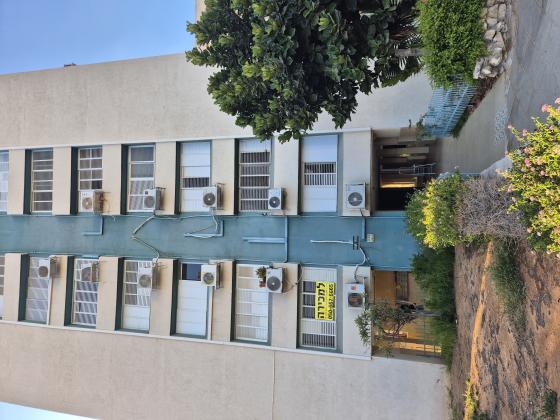 פנחס לבון 8, קרית נורדאו