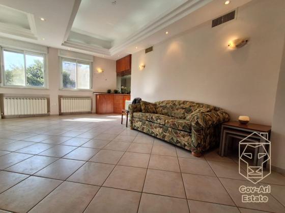 בשכונת רחביה