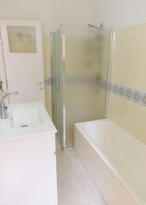 ילדי טהרן 8, שיכון חברת חשמל