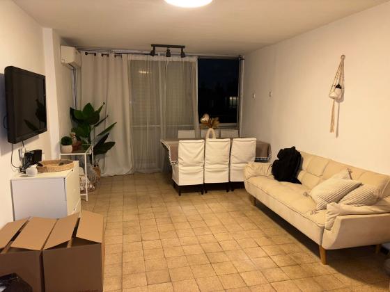 רמת הגולן 33, קריית שרת