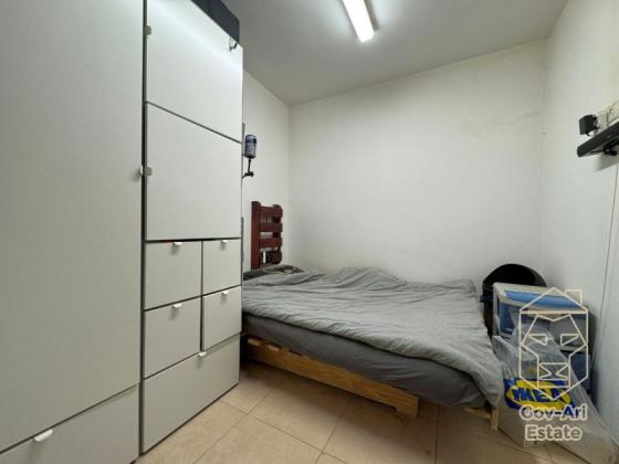 בשכונת נחלאות