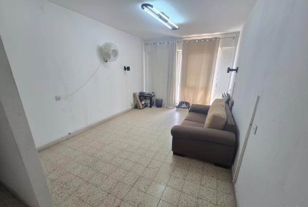 בן צבי 14, מכבי (אזור תעשייה)