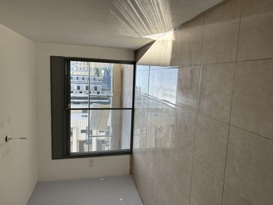 הרב פרץ ציוני 35, מרכז העיר