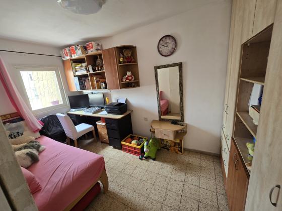 חצרים 4, נאות רחל