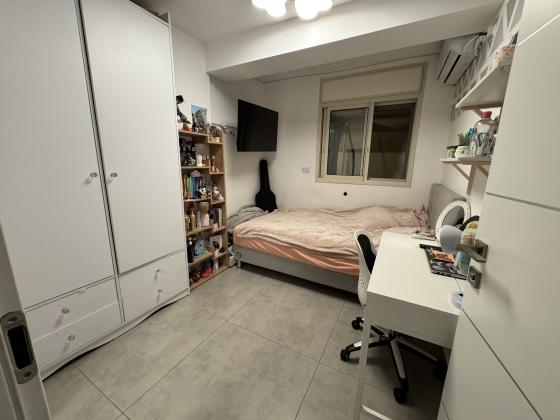 בית לחם 7, קריית שרת