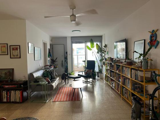 גבעת התחמושת 10, קריית שרת