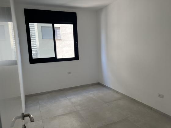 בשכונת החרוזים