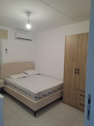 ש"י עגנון 7, צור שלום