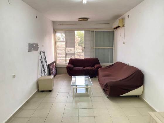 בן צבי 64, קרית חיים מזרחית