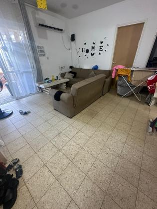 צמרות, גני אביב