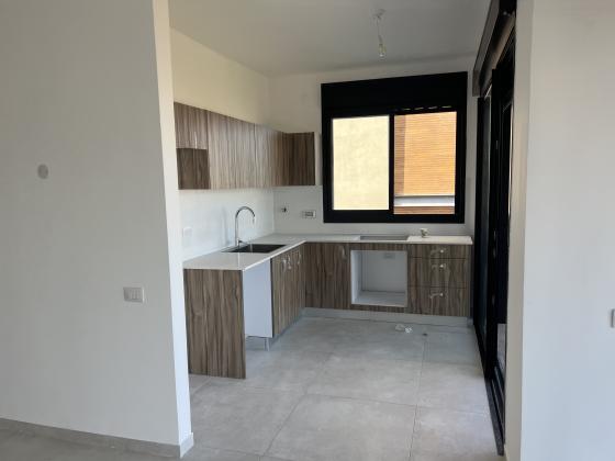 בשכונת החרוזים