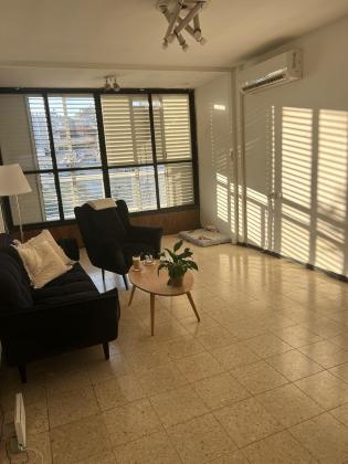 הרצל 76, מרכז העיר