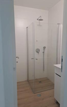 ש"י עגנון 7, צור שלום