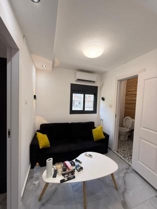 תענך 10, נוה יוסף