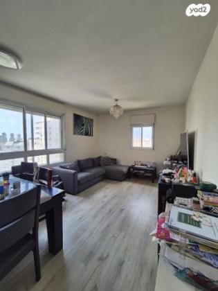 גולדה מאיר 22, נאות גולדה