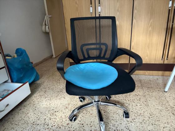 כיסא מחשב/מנהלים במצב מצויין!! נקנה