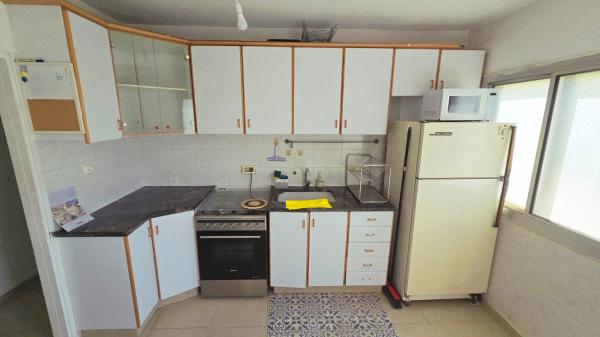 רגר יצחק 175 (שכונה ד)