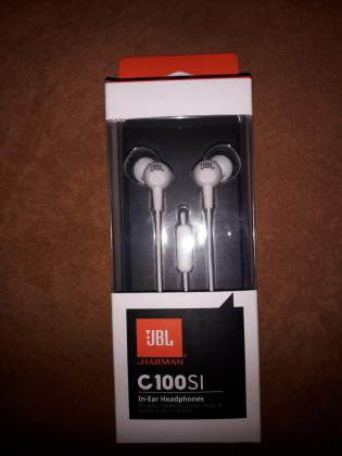 אוזניות JBL חוטיות לייעוד מוזיקה,שיחות,ס...