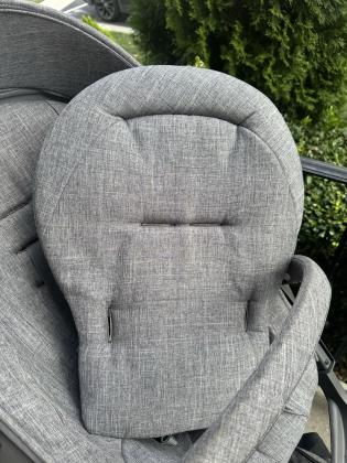 עגלת Stokke Xplory בצבע שחור