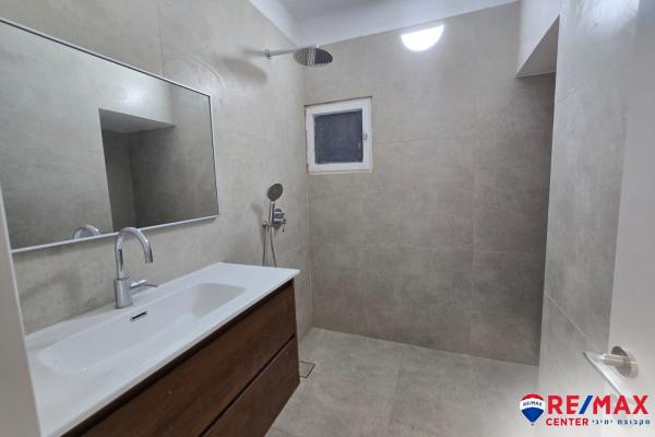 הגר"א 3 (נאות רחל)