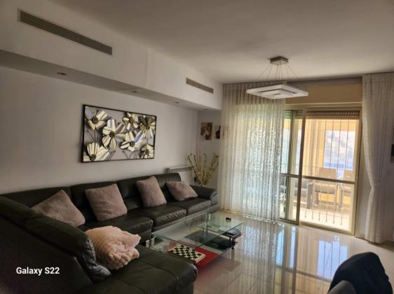 אורי בן ארי 17 (פסגת זאב מרכז)