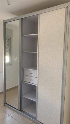 ארון הזזה גבוה 2