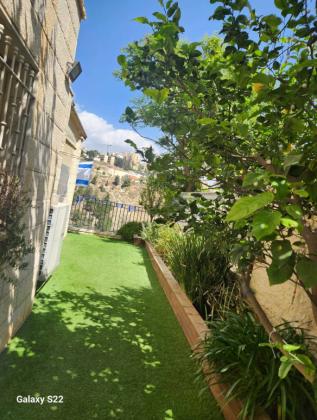 אורי בן ארי 17 (פסגת זאב מרכז)