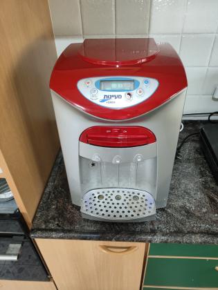 מיני בר מים חמים וקרים