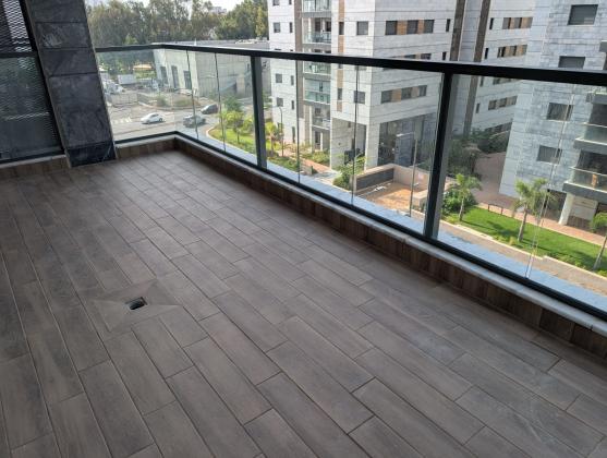 אלי יבלון 1 (נווה דקלים)