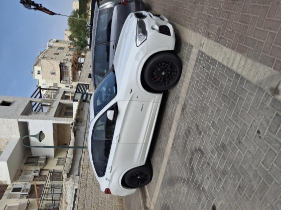 ב.מ.וו Z4 (2017)