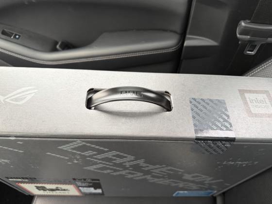 ASUS ROG Strix SCAR 18 2