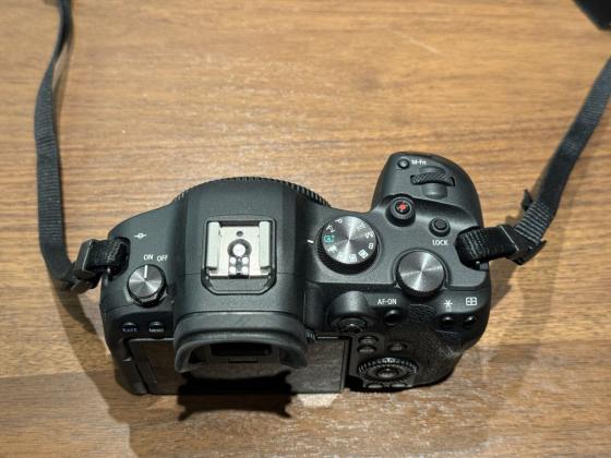 Canon EOS R6 20.1MP Mirrorless Camera