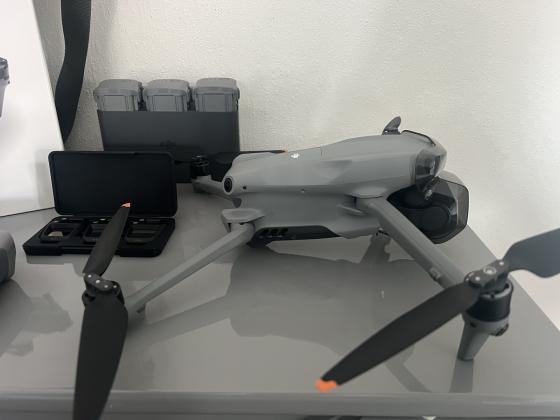 DJI Air 3S Fly More Combo (DJI RC 2), with 1 inch CMOS Wide-Angle & Me