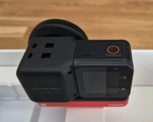 Insta360 ONE RS 1 inch Leica 360 Action Camera, Up to 6K30 Video - 21M