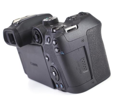 Canon EOS R7 (Body Only), Mirrorless Vlogging Camera, 32.5 MP Image Qu