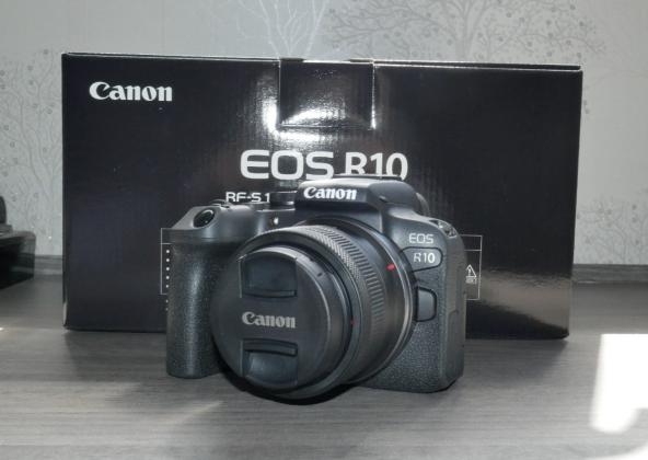 Canon EOS R10 Mirrorless Camera, 24.2MP APS-C CMOS Sensor, Dual Pixel