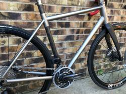 אופני 2023 No22 Aurora Titanium