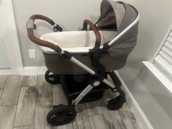 עגלת תינוק ועריסה של Silver Cross Wave