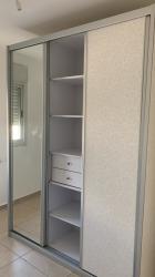 ארון הזזה גבוה 2