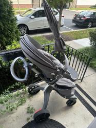 עגלת Stokke Xplory בצבע שחור