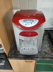 מיני בר מים חמים וקרים