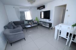 משה שרת 8 (שכונה יא)