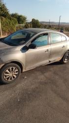 רנו פלואנס (2013)