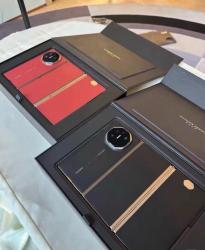 HUAWEI Mate XT 16+256GB