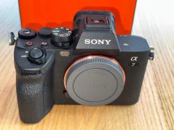 Sony Alpha 7 IV Mirrorless Interchangeable Lens Camera, 33MP Full-Fram