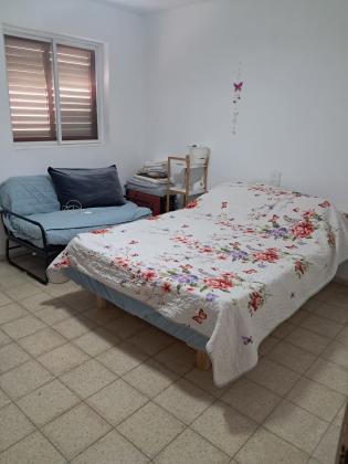 שקד 5 (מורדות טבריה)