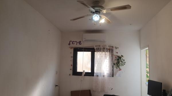 שדרות ירושלים 14 (תל יהודה)