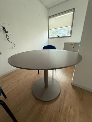 ריהוט משרדי מחסן הכי גדול