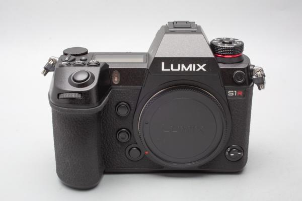 Panasonic LUMIX S1R Mirrorless Full Frame Digital Camera